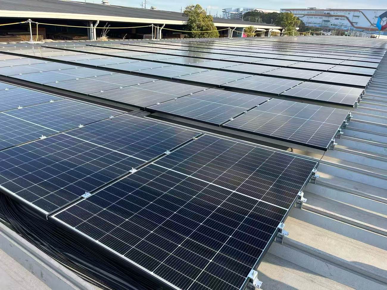 【幸浦某工場　太陽光発電設備工事】 施工事例